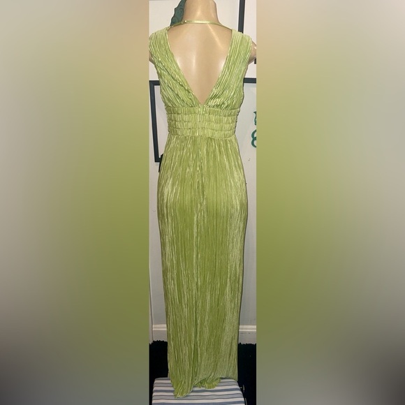 Lulus Melitta Lime Green Plisse Sash Maxi Dress NWT Medium - Picture 5 of 11